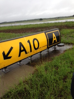 Lumacurve Airfield Guidance Sign