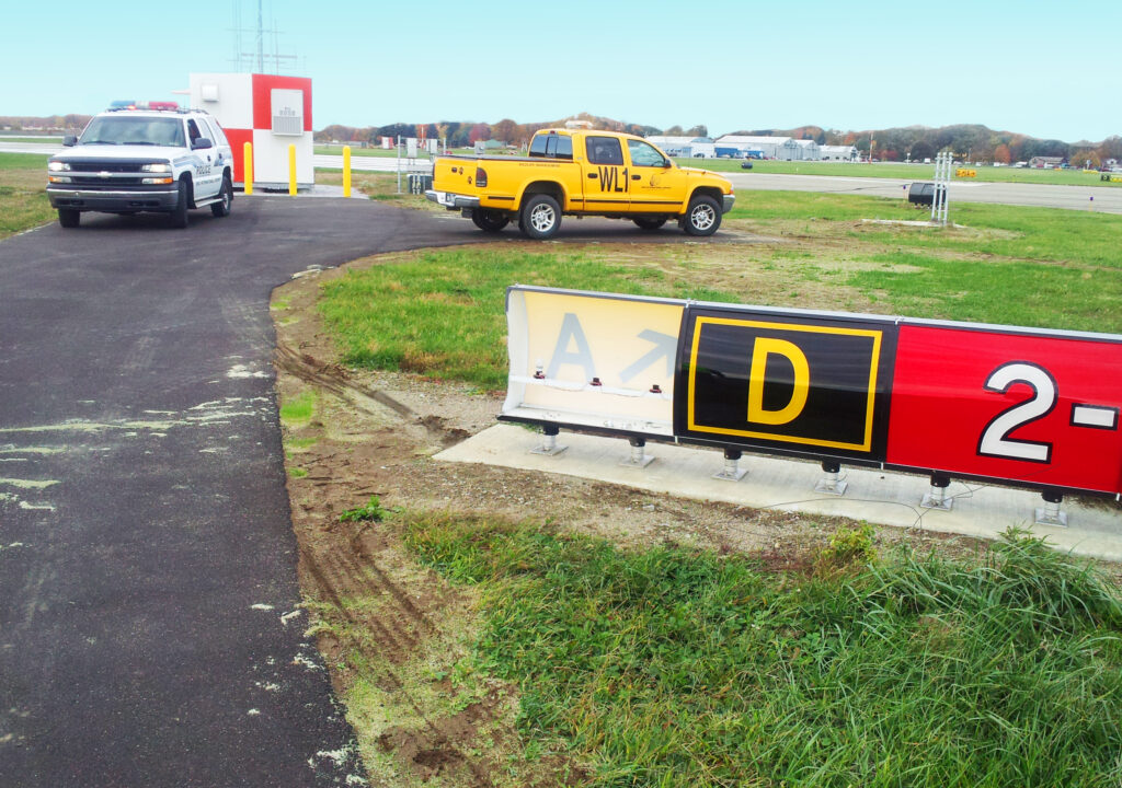 Wait-Less | Lumacurve Airfield Signs